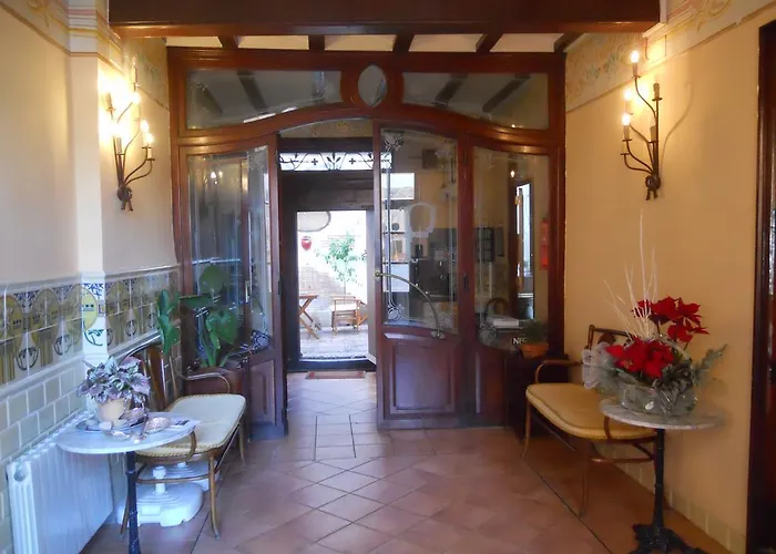 Hotel 1900 Casa Anita Requena