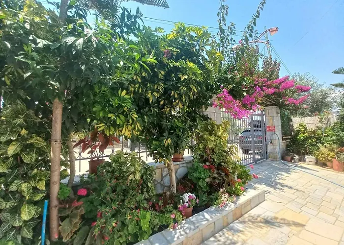 Vila Ester Ksamil