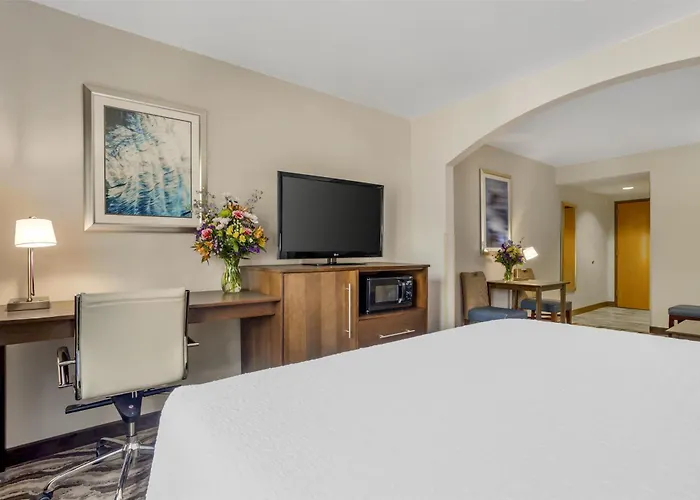 Best Western Plus River Escape Sylva / Dillsboro
