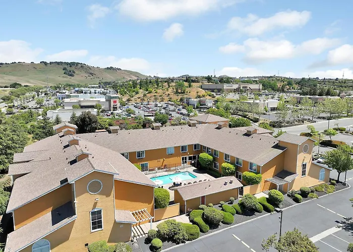 Quality Inn Near Six Flags Discovery Kingdom-Napa Valley Vallejo