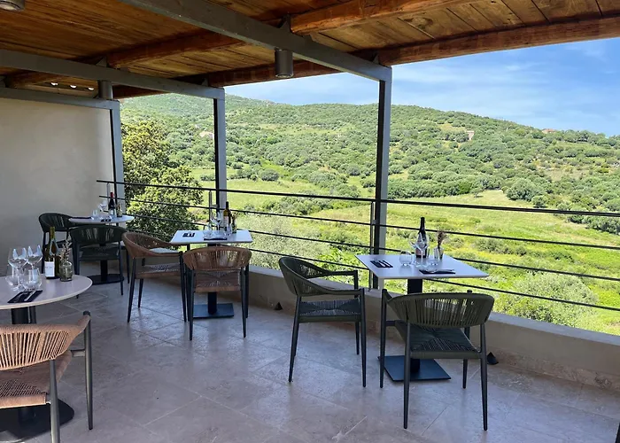 Hôtel - Restaurant U Santu Petru Saint-Florent 