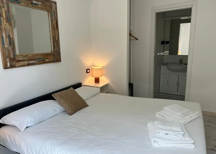 Maison D' Orange - Chambres