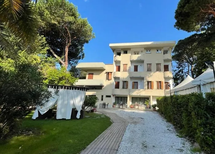 Hotel La Tavernetta dei Ronchi Marina di Massa