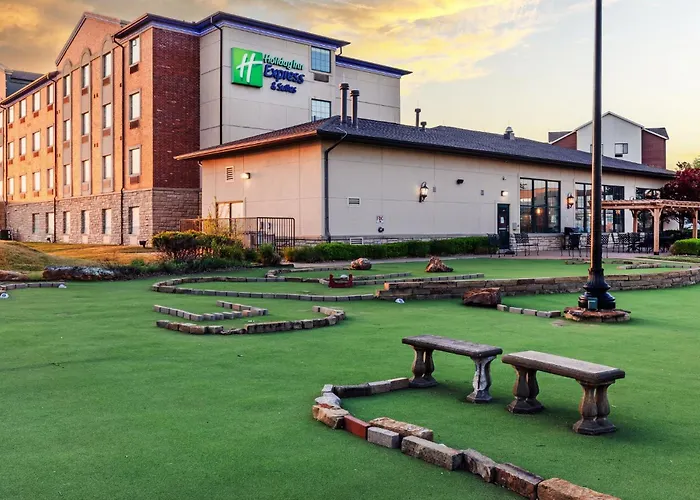 Holiday Inn Express & Suites Tulsa S Broken Arrow Hwy 51 By Ihg