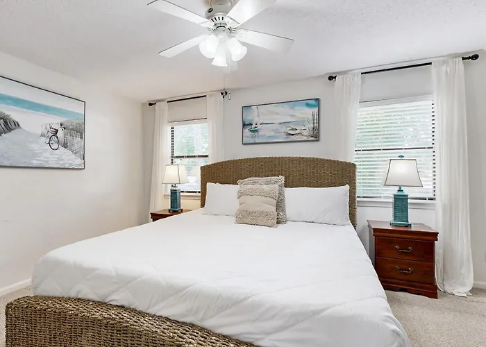 Seas The Day Apartment St. Simons Island