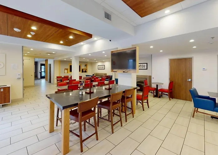 Holiday Inn Express South Burlington By Ihg