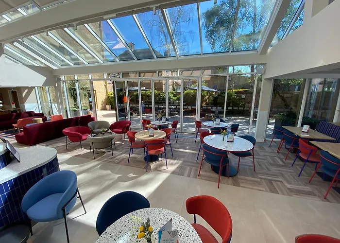 Holiday Inn Express Windsor By Ihg