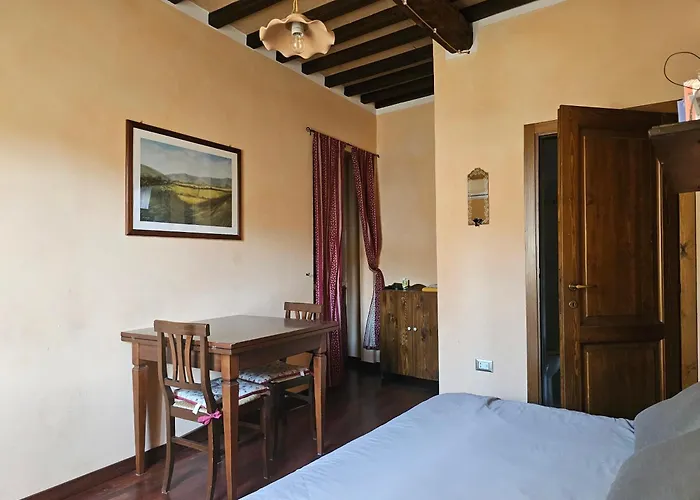 La Luna nel Borgo Spello