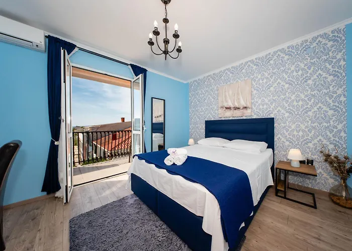 Rooms Villa Padre Pag Town