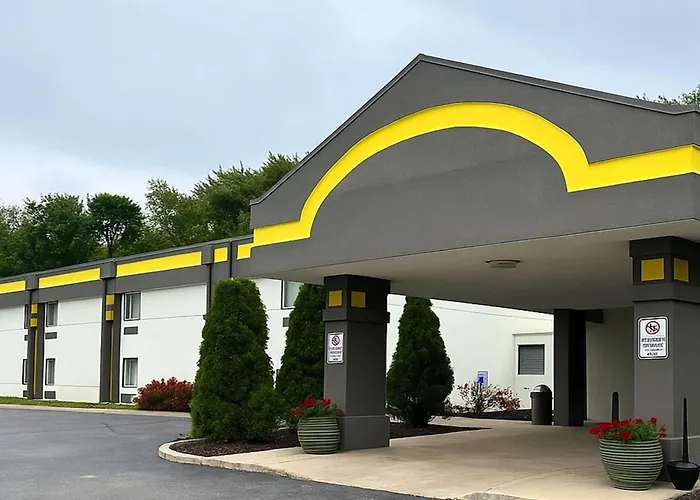 Super 8 By Wyndham Logansport