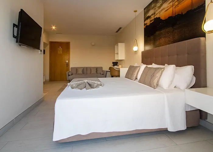 Ouril Mindelo Hotel