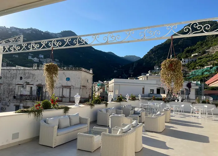 Minori Palace