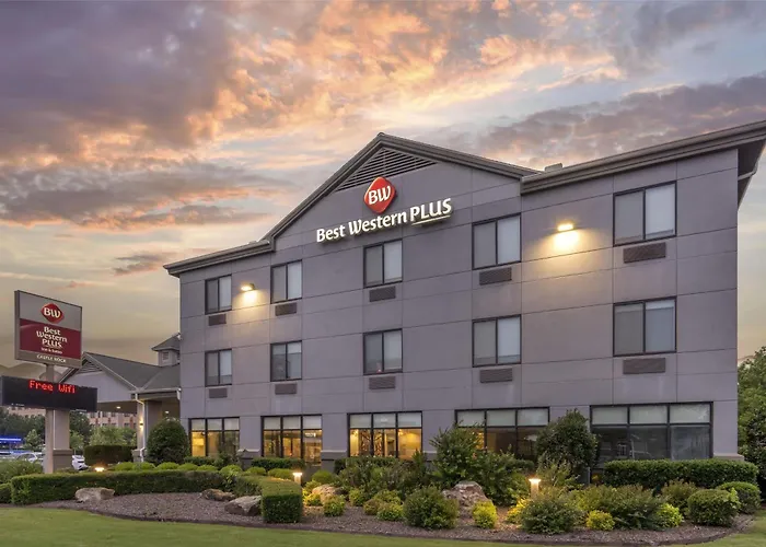 Best Western Plus Castlerock Inn & Suites Bentonville