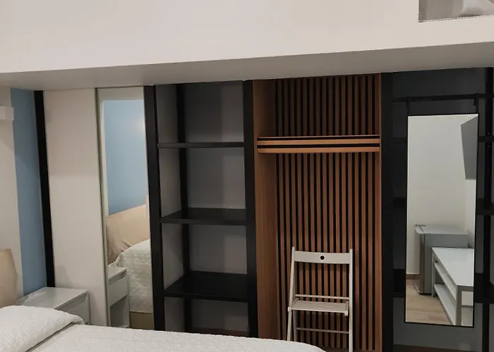 Parthenope Suite Rooms Vomero Vanvitelli A 2 Min Quartieri Spagno Via Toledo Nápoles
