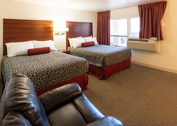 Hills Inn Hot Springs