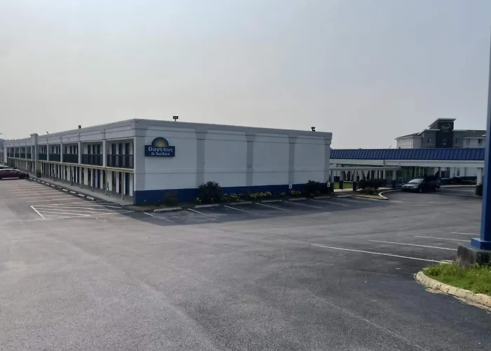 Days Inn & Suites By Wyndham York