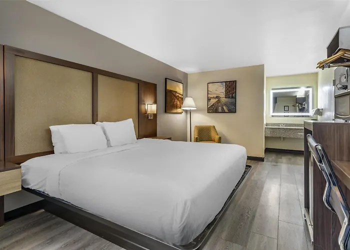 Best Western Salisbury Plaza