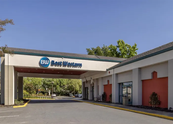 Best Western Heritage Inn