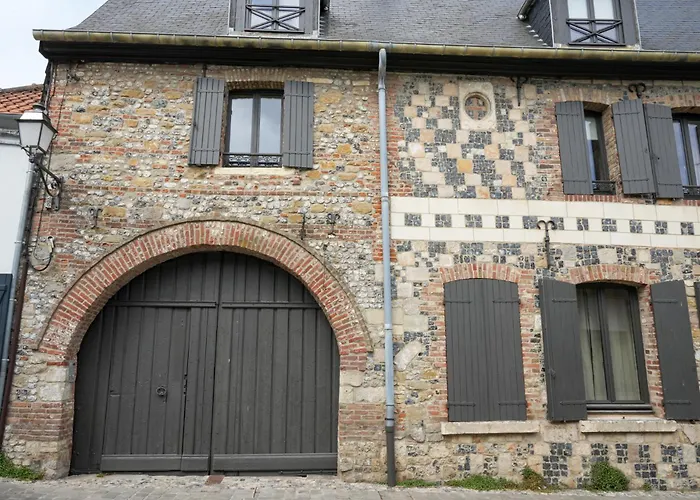 Le Clos de St Val 4