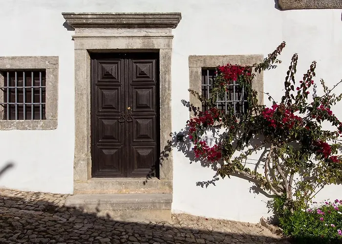 Torre De Maneys Hotel Óbidos