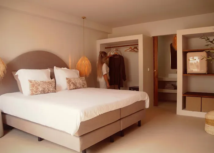 Hotels in Jan Thiel