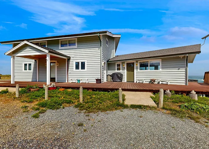 Relaxing Oceanfront Retreat With Hot Tub Villa Fort Bragg