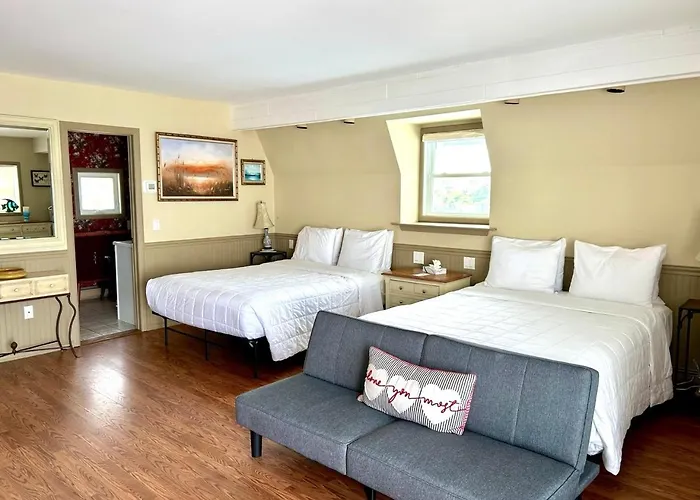 The Montauk Soundview