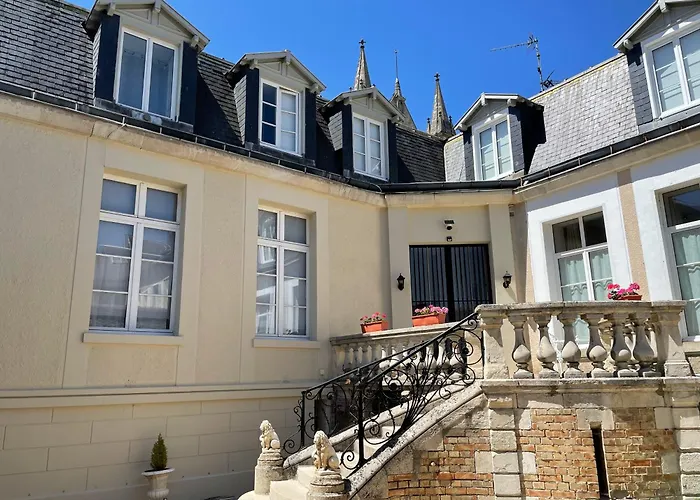 Les Hotes D'Eloise