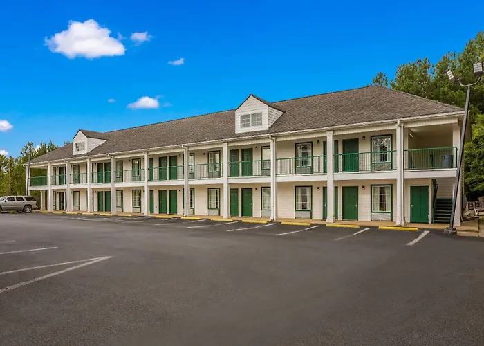 Quality Inn & Suites Greensboro Near Lake Oconee Turnwold