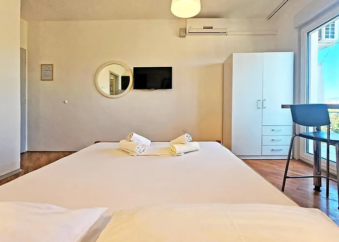 Apartments & Rooms Strcic Krk Krk Town