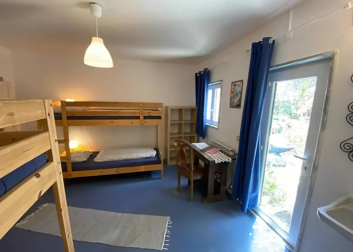 Da Silva Surfcamp 4 Bettzimmer Mit Fruehstueck Lourinhã