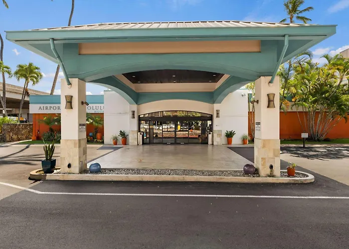 Airport Honolulu Hotel, Trademark Collection By Wyndham