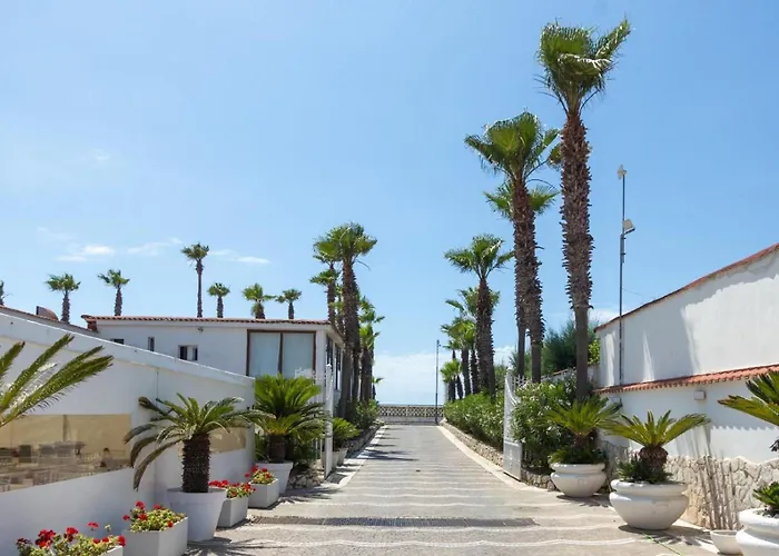 Bee Queen Hotel Varcaturo