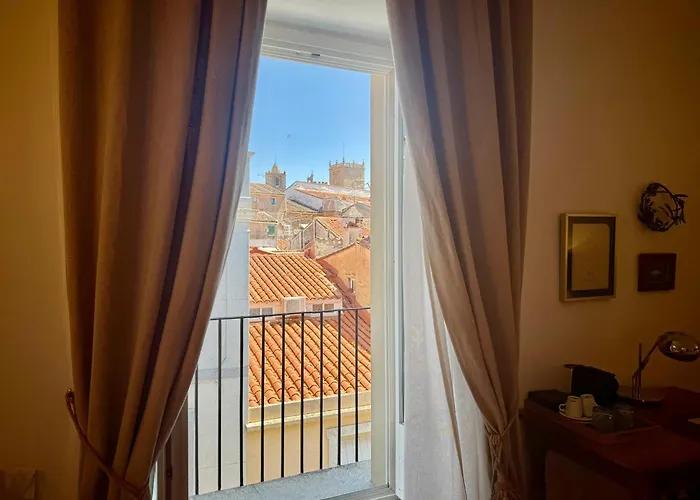 Casa Pizarro Hotel Caces