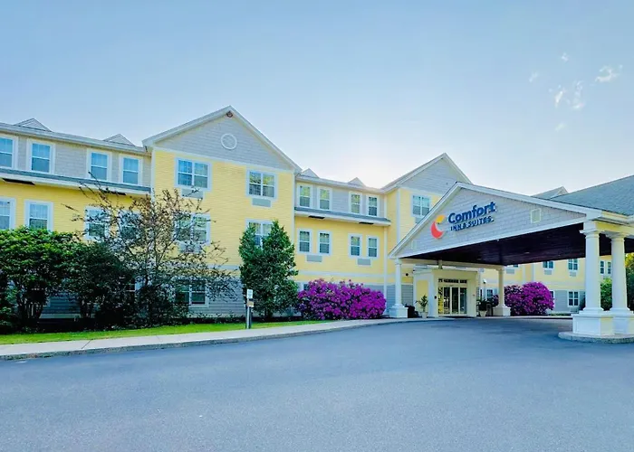 Comfort Inn & Suites Scarborough-Portland