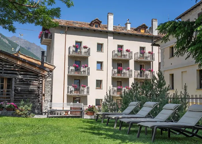 Hotel Du Grand Paradis - 1899 Auberge Boutique Cogne