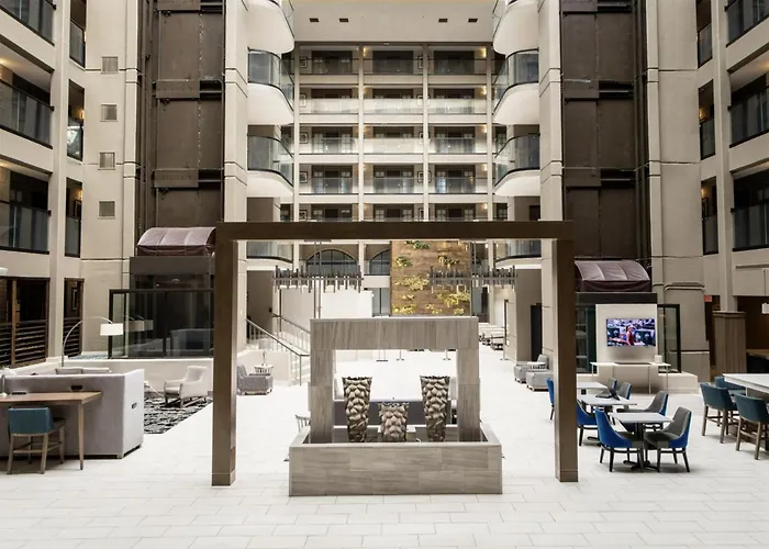 Embassy Suites By Hilton Chicago Schaumburg Woodfield