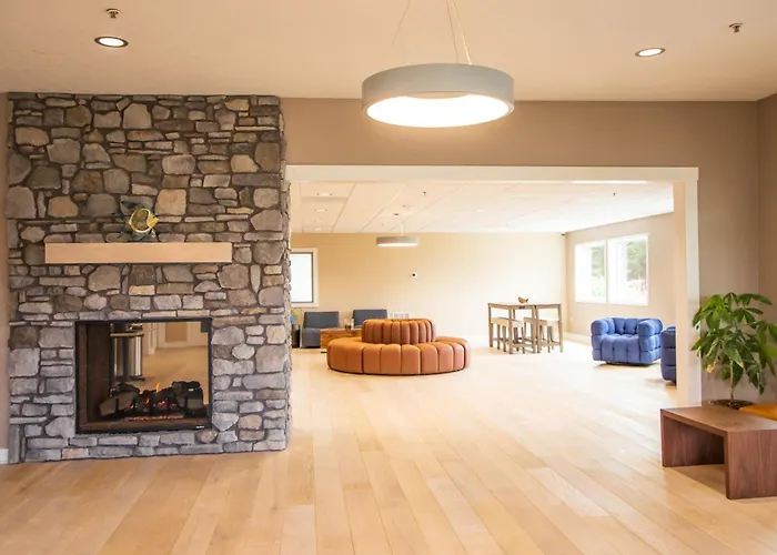 The Tillamook Inn