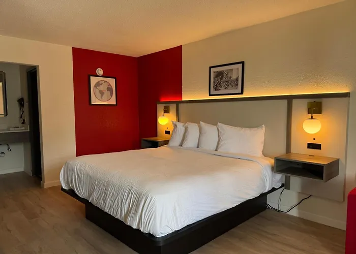 Ramada By Wyndham Lumberton Nc North Motel