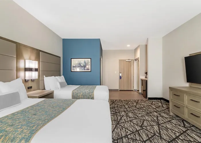 Best Western Plus Mid County