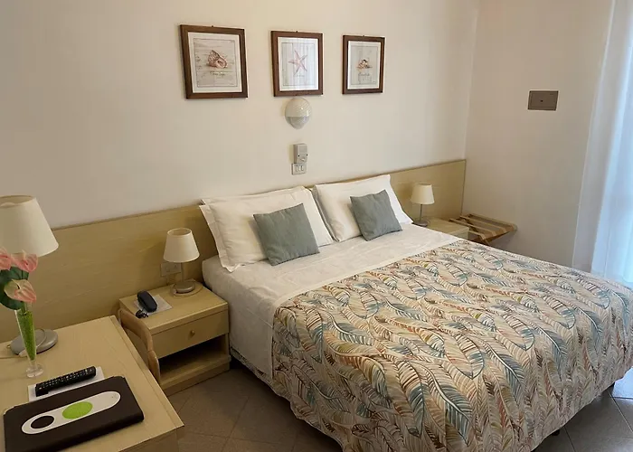 Hotel Desiree