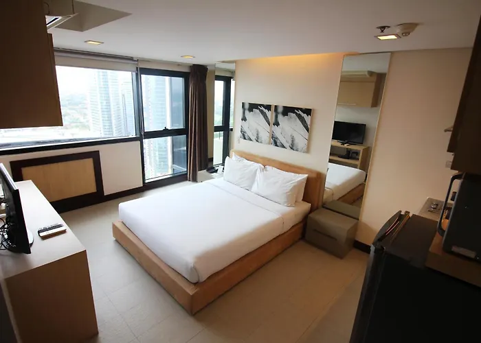 Bsa Twin Towers Aparthotel Mandaluyong