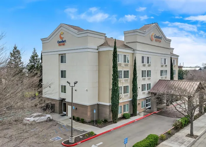 Comfort Suites Clovis - Fresno
