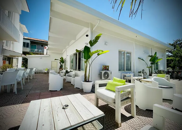 Minturnae Hotel Scauri 