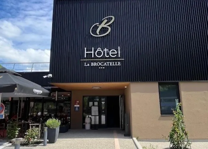 Hôtel Restaurant AKENA Molinges - La Brocatelle