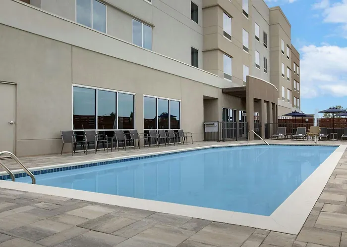 Courtyard By Marriott Atlanta Kennesaw Hotel