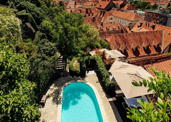 Schlossberghotel - Das Kunsthotel Graz