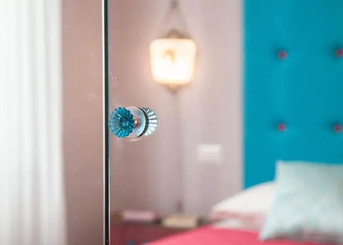 Naftalina Rooms