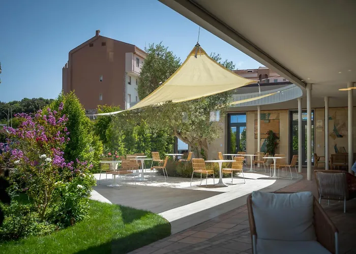 Hotel Carlo Felice