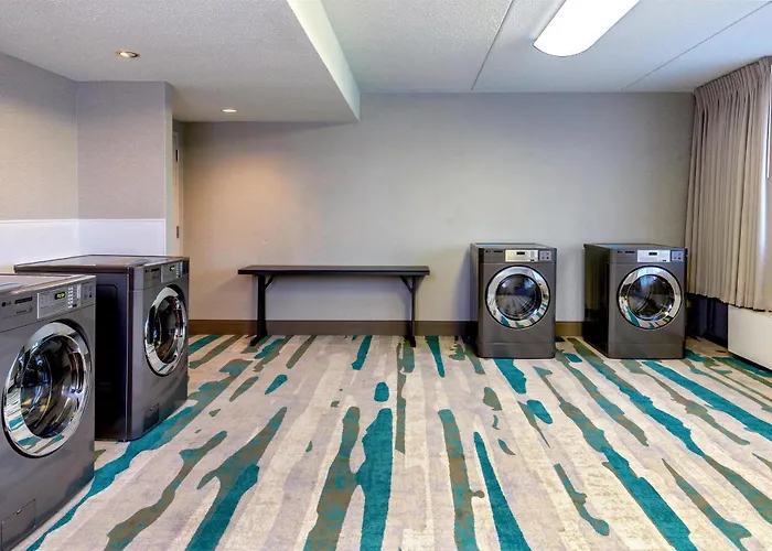 Doubletree By Hilton Boston/Westborough Hotel